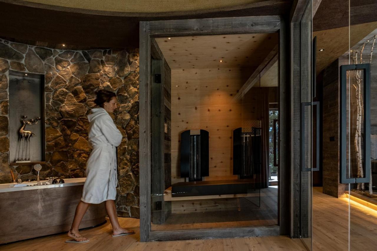 La Roccia Wellness Hotel Cavalese Extérieur photo