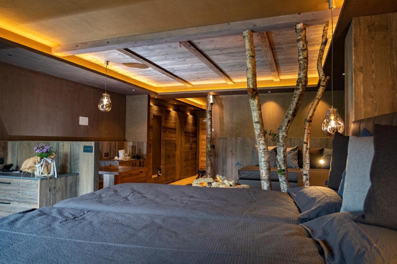 La Roccia Wellness Hotel Cavalese Extérieur photo