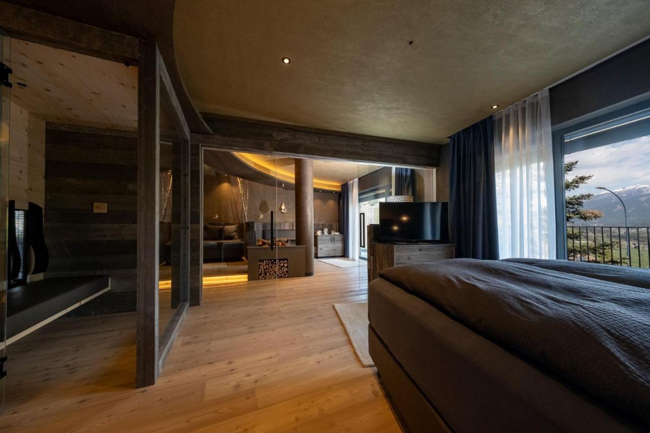 La Roccia Wellness Hotel Cavalese Extérieur photo