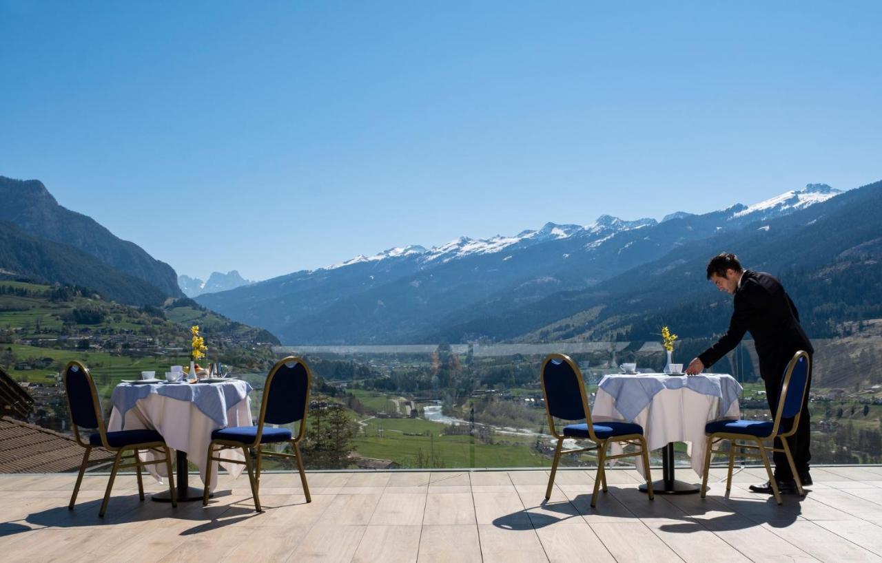 La Roccia Wellness Hotel Cavalese Extérieur photo